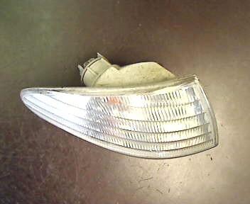 Foto: BLINKER VORN KOMPLETT R eines Ford Mondeo Turnier SE