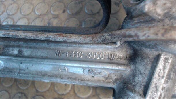 Foto: SERVOLENKUNG eines Ford Mondeo Turnier SE