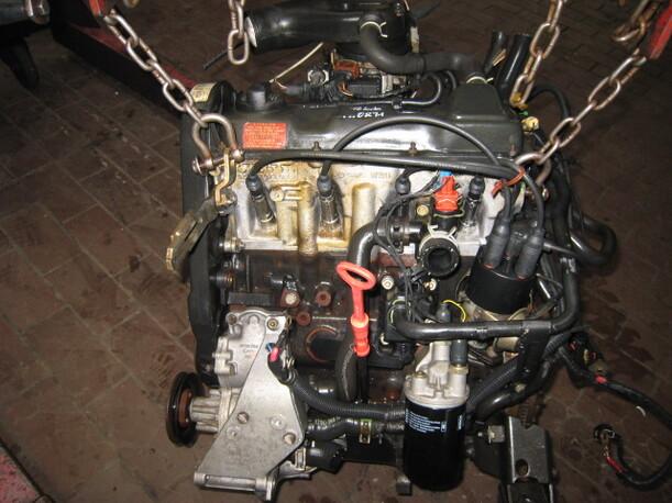 Foto: MOTOR 1F eines Seat Toledo 1.6i SE