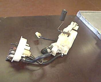 Foto: KRAFTSTOFFPUMPE eines Nissan Micra 1.0