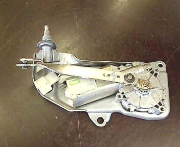 Foto: SCHEIBENWISCHERMOTOR HINTEN eines Renault R 19 1.8s
