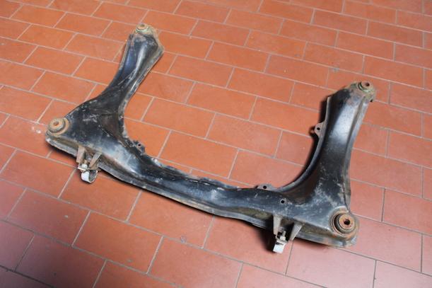 Foto: ACHSKÖRPER VORNE (FÜR BASTLER) eines Audi Coupe GT