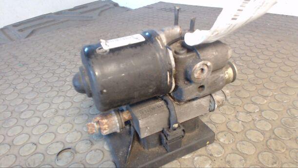 Foto: HAUPTBREMSAGGREGAT ABS eines Ford Scorpio Turnier