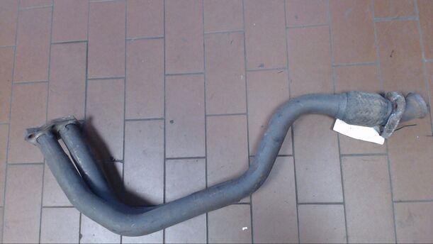 Foto: AUSPUFFROHR VORN eines VW Golf 1.6