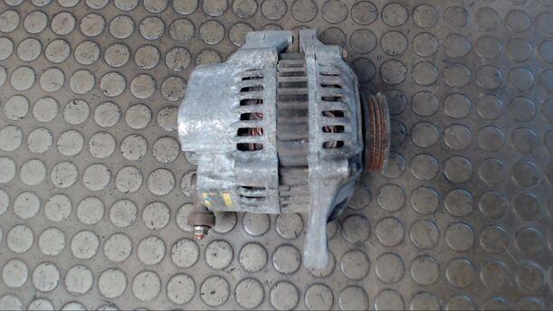 Foto: LICHTMASCHINE eines Honda Civic 1.3 16V