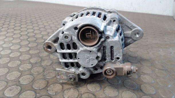 Foto: LICHTMASCHINE eines Honda Civic 1.3 16V