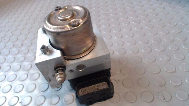 Foto: HAUPTBREMSAGGREGAT ABS eines Daihatsu Sirion