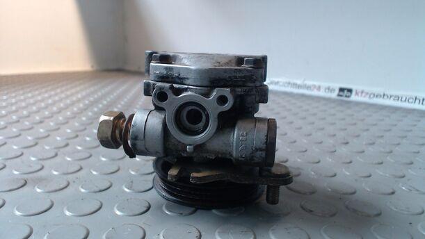 Foto: LENKGETRIEBEPUMPE / SERVOPUMPE eines Daihatsu Sirion