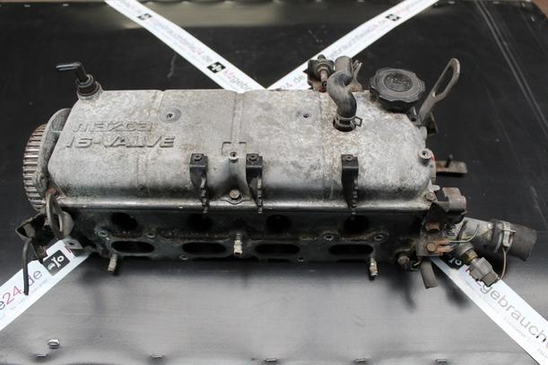 Foto: ZYLINDERKOPF eines Mazda 121 16V