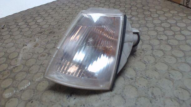 Foto: BLINKER /BLINKLEUCHTE LINKS eines Renault Clio 1.2