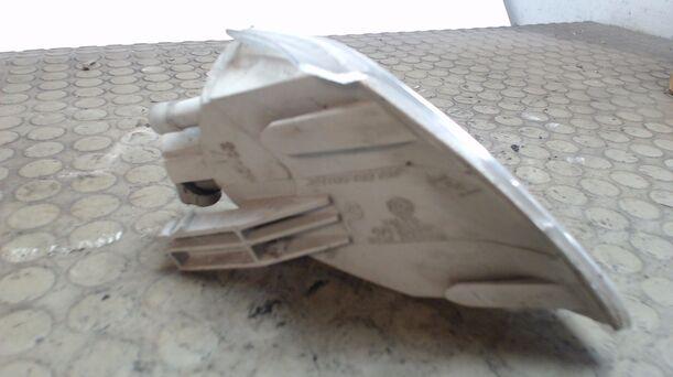 Foto: BLINKER /BLINKLEUCHTE LINKS eines Renault Clio 1.2