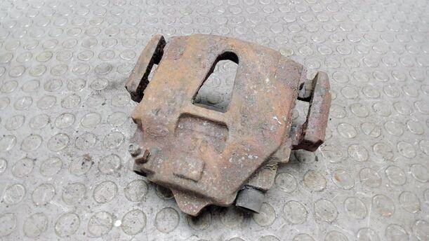 Foto: BREMSSATTEL VORN RECHTS eines Ford Scorpio Turnier