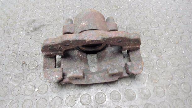 Foto: BREMSSATTEL VORN RECHTS eines Ford Scorpio Turnier
