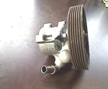 Foto: LENKGETRIEBEPUMPE eines Citroen Xsara  Coupe 1.8i