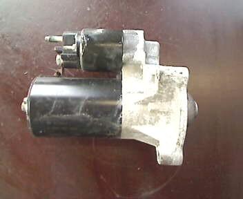 Foto: ANLASSER / STARTER BOSCH eines Citroen Xsara  Coupe 1.8i