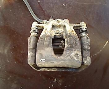 Foto: BREMSSATTEL VR eines Opel Corsa 1.2 16V