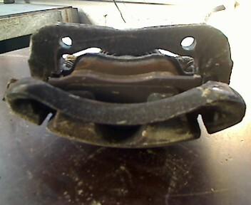 Foto: BREMSSATTEL VR eines Opel Corsa 1.2 16V