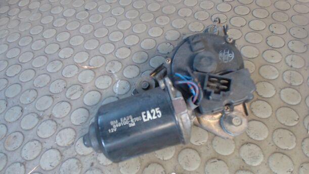 Foto: SCHEIBENWISCHERMOTOR VORN eines Mazda MX-3 V6 24V L
