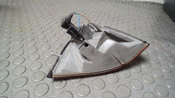Foto: BLINKER LINKS eines BMW 318i