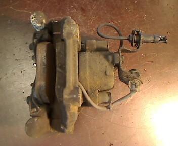 Foto: BREMSSATTEL VL eines Audi A6 2.5 TDI