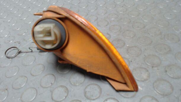Foto: BLINKER / BLINKLEUCHTE RECHTS eines Fiat Seicento 0.9 CLD