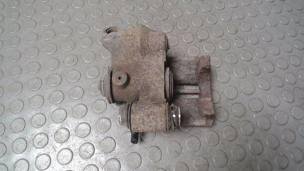 Foto: BREMSSATTEL HINTEN LINKS ( BREMBO ) eines Renault R 21 Nevada