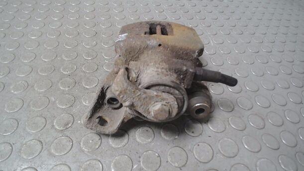 Foto: BREMSSATTEL HINTEN RECHTS ( BREMBO ) eines Renault R 21 Nevada