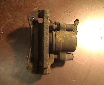 Foto: BREMSSATTEL VL eines Ford Fiesta CLD