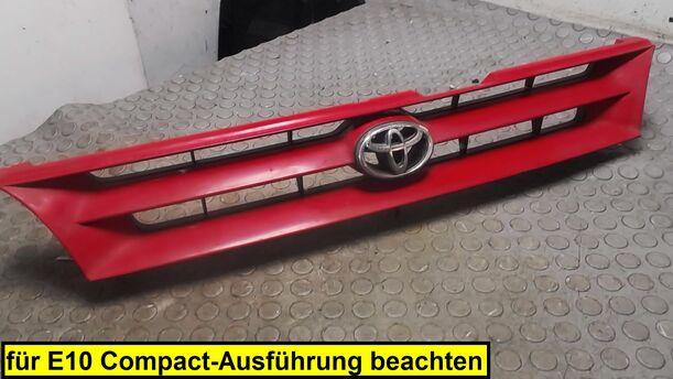 Foto: KÜHLERGRILL eines Toyota Corolla 1.4 GL