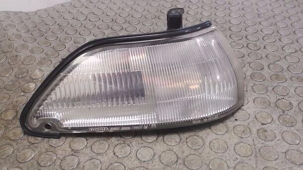 Foto: STANDLICHT RECHTS eines Toyota Carina II Liftback GL