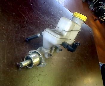 Foto: HAUPTBREMSZYLINDER eines Fiat Punto 1.2 8V GL