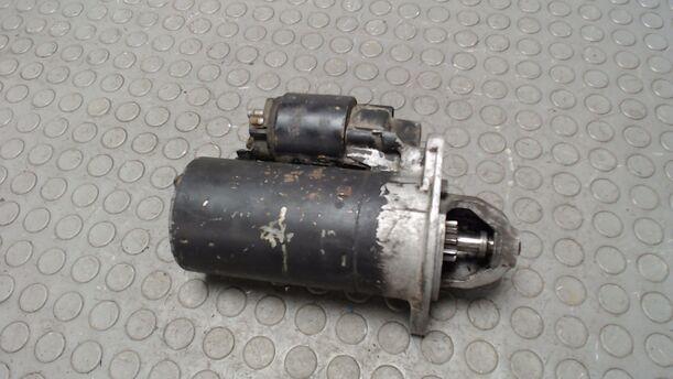 Foto: ANLASSER / STARTER BOSCH eines Ford Sierra GL