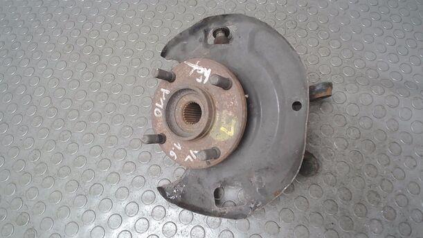 Foto: ACHSSCHENKEL VORNE LINKS eines Nissan Primera 1.6 SLX