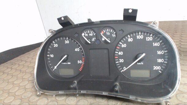 Foto: TACHOEINHEIT eines VW Polo 60 SDI