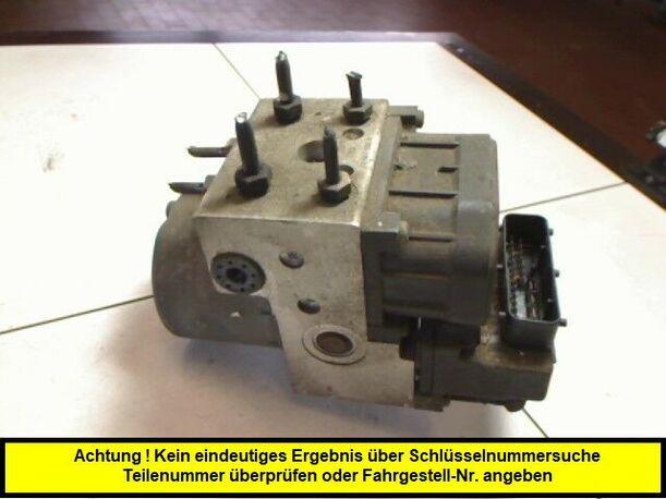 Foto: HAUPTBREMSAGGREGAT ABS eines VW Passat 1.6