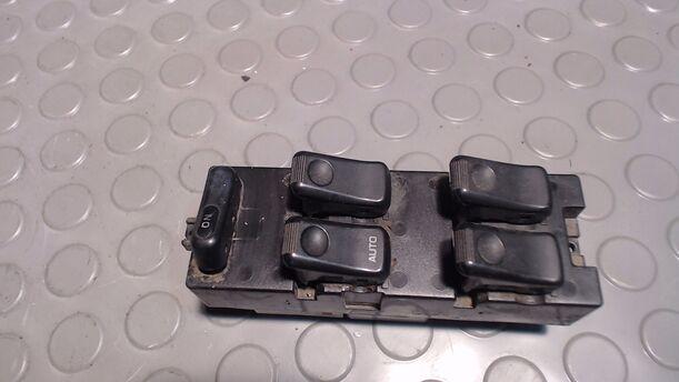 Foto: FENSTERHEBERSCHALTER eines Mazda 626 1.9i