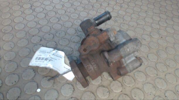 Foto: LENKGETRIEBEPUMPE eines VW Passat Variant 1.8