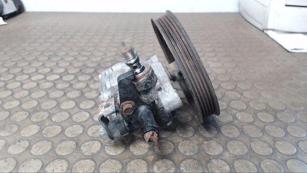 Foto: PUMPE SERVOLENKUNG eines Mitsubishi Carisma GDI