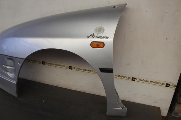 Foto: KOTFLÜGEL LINKS eines Seat Cordoba 1.6i