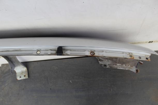 Foto: KOTFLÜGEL LINKS eines Seat Cordoba 1.6i