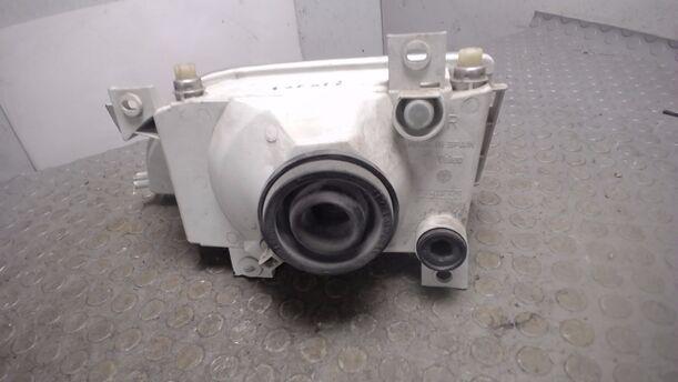 Foto: SCHEINWERFER RECHTS VALEO eines Ford Escort