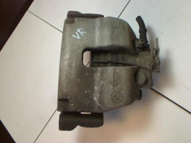 Foto: BREMSSATTEL VORN RECHTS eines Alfa Romeo 156 1.6 16V Twin Spark