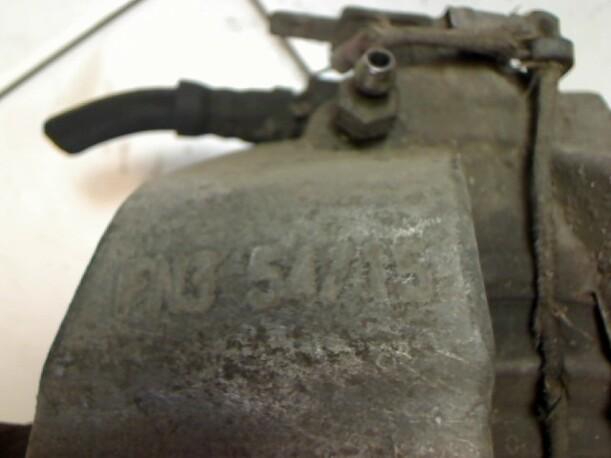 Foto: BREMSSATTEL VORN RECHTS eines Alfa Romeo 156 1.6 16V Twin Spark