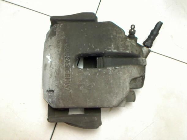 Foto: BREMSSATTEL VORN LINKS eines BMW 520i