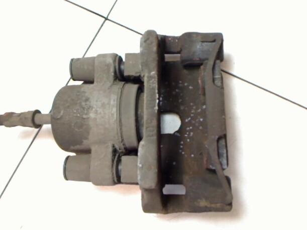 Foto: BREMSSATTEL HINTEN LINKS eines BMW 520i