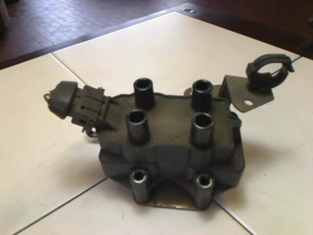 Foto: ZÜNDSPULE eines Citroen ZX 1.4i