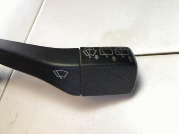 Foto: SCHEIBENWISCHERSCHALTER R eines VW Golf