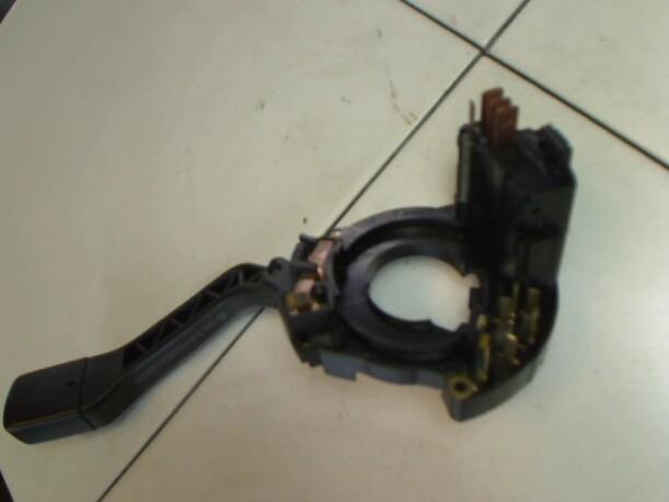 Foto: SCHEIBENWISCHERSCHALTER R eines VW Golf