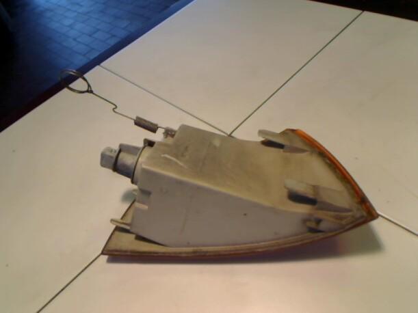 Foto: BLINKER / BLINKLEUCHTE LINKS eines Fiat Punto 55 6 Speed