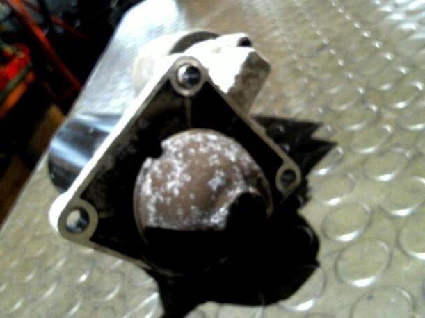 Foto: ANLASSER / STARTER BOSCH eines Alfa Romeo 146 1.6